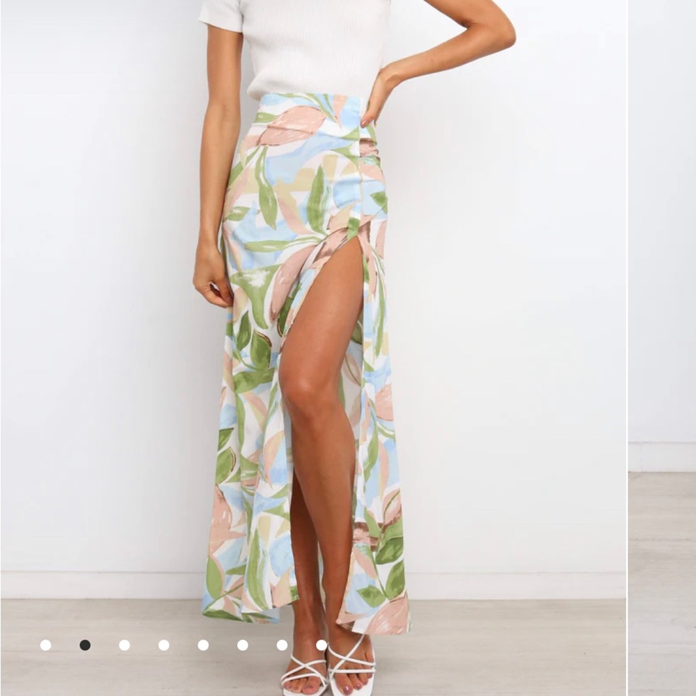 Skirt - new with tags!